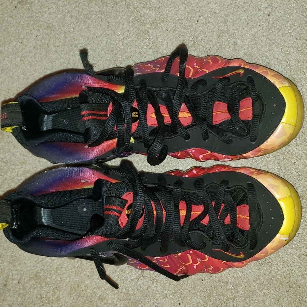 Asteroid foamposite sneakers - Picture 3 of 15